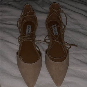 Steve Madden Lace-Up Tan Suede Pointed Toe Flats